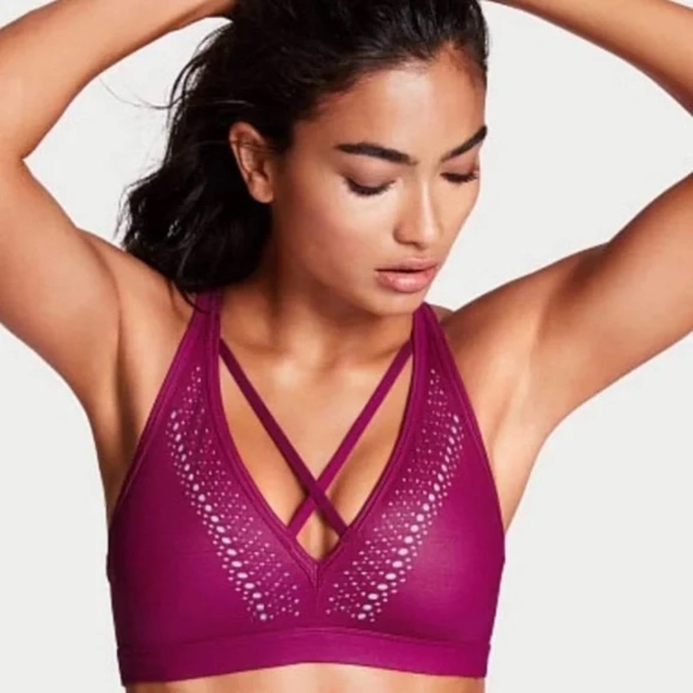 Victoria’s Secret Victoria Sport Strappy Laser Cut Bralette